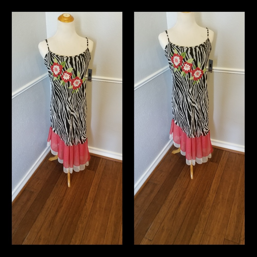 A Fashion Spy Fun dress great for spring & Summer
